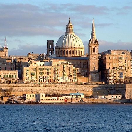 Cosy 1 Bedroom Sliema Apartment, Best Location Екстериор снимка