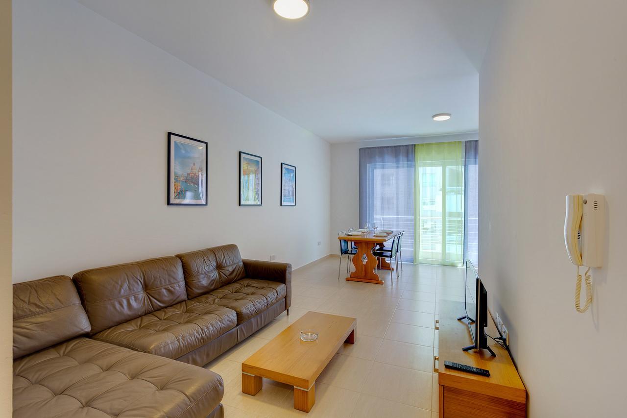 Cosy 1 Bedroom Sliema Apartment, Best Location Екстериор снимка